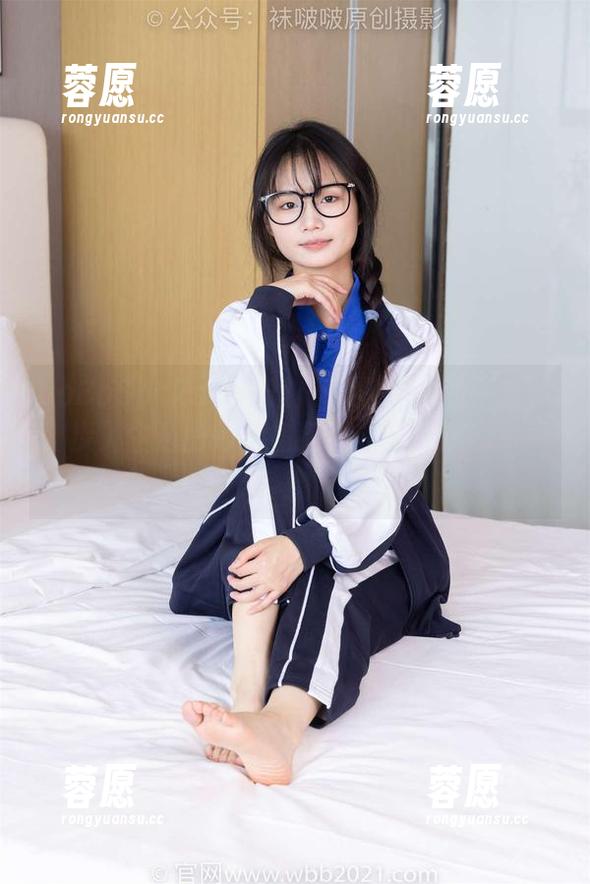 BoBoSocks袜啵啵 - 跟着奶油的平底鞋，步入生活的每个角落，内心翻腾的写真！