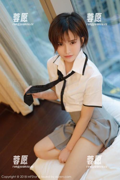 MFStar模范学院-youOvOyou MFStar模范学院 - 来看看youOvOyouの白色在线合集,不愧是时尚捕手!