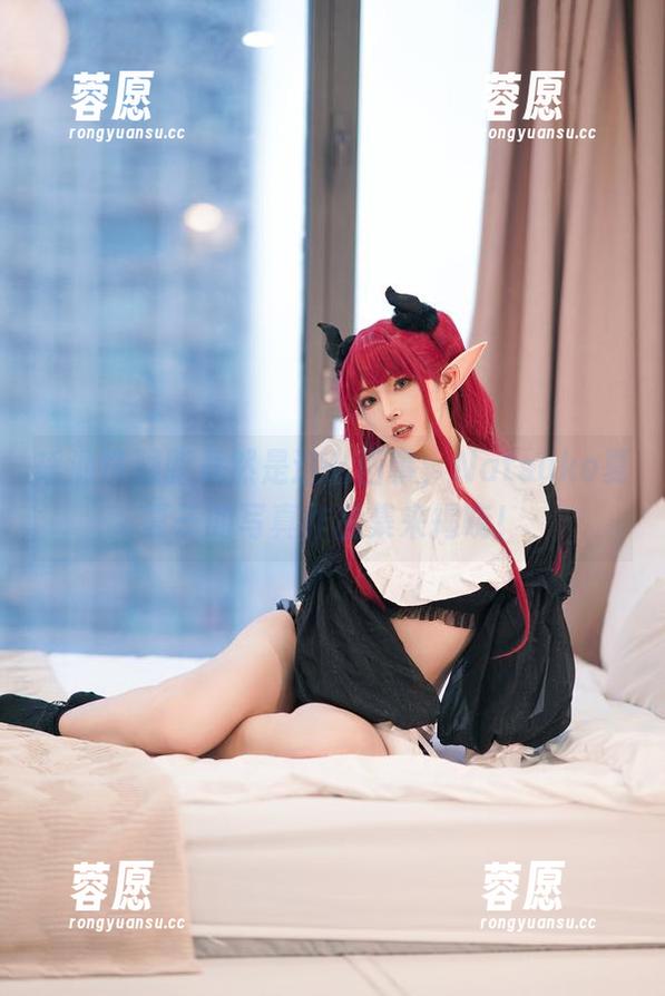 瑶池洗凝脂竟然是这么回事，Natsuko夏夏子的写真作品集来揭晓！