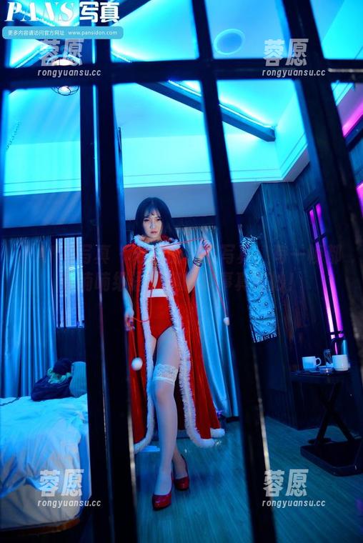 PANS写真-七月 PANS写真 - 七月的美腿写真:每一帧都在喃喃细语,腿的故事真美妙!