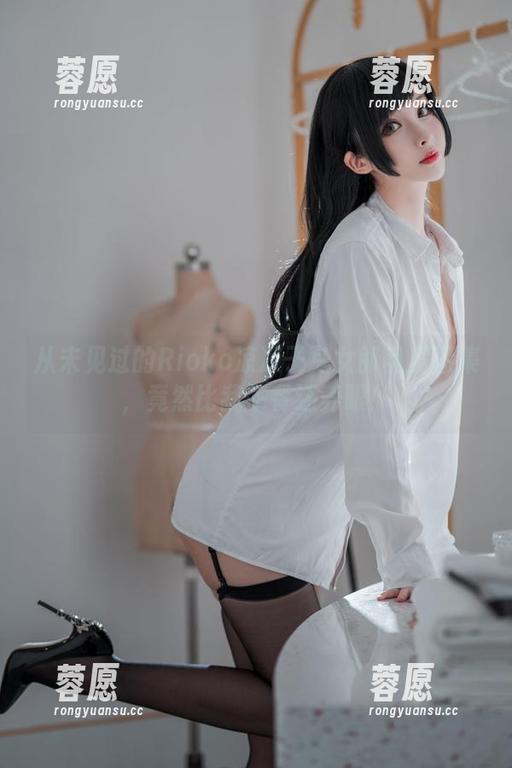 从未见过的Rioko凉凉子兔女郎私房图集，竟然比我午餐还养眼！