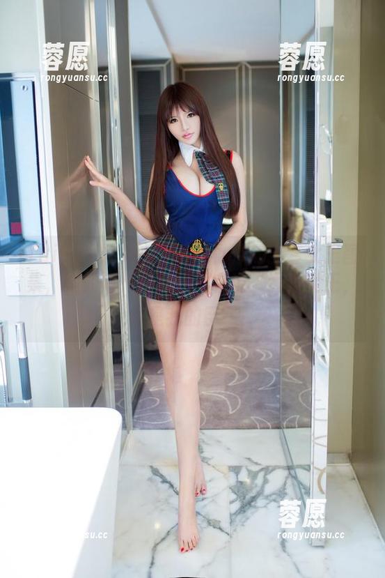 TuiGirl推女郎 - 看赵惟依的全套女王图集，她的每一个眼神都在说‘我是女王，你是我的臣’！