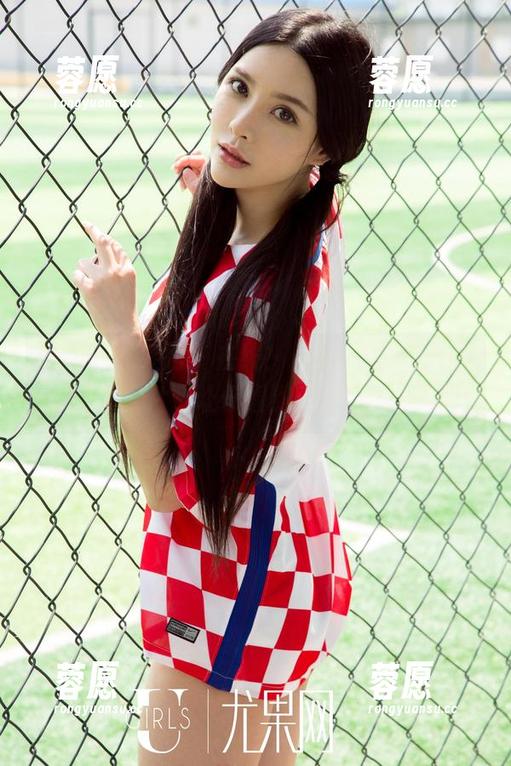 UGirls尤果网-Abby金金 UGirls尤果网 - 在线!Abby金金的黑白高清大片,让你看到人生的一半!