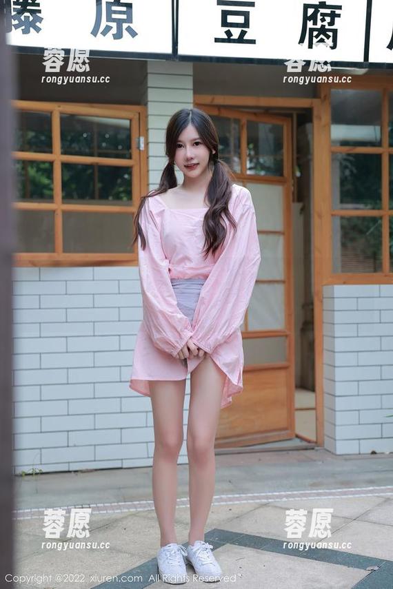 Xiuren秀人网 - 小爪几的万圣节写真：合集里藏着多少惊喜，等你来发现！
