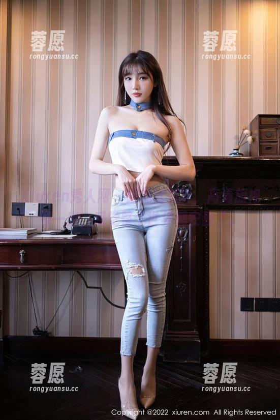 Xiuren秀人网-江真真 Xiuren秀人网 - 碰见江真真,高清旗袍照一出,感觉整个世界都安静了。