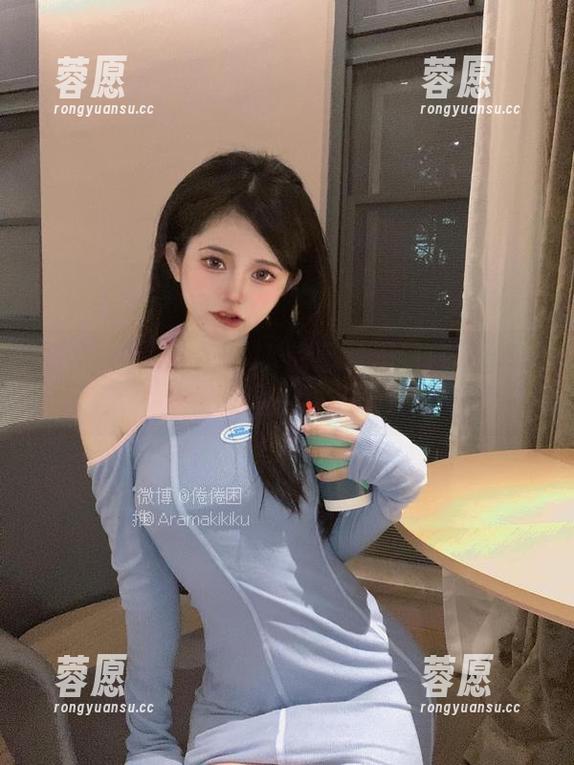 倦倦喵VS书包：JK的图包里到底有什么鬼？细节控小心了！