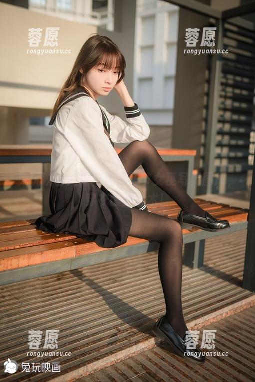 兔玩映画大揭秘蟊万圣节女巫写真图册，穿衣服的艺术！
