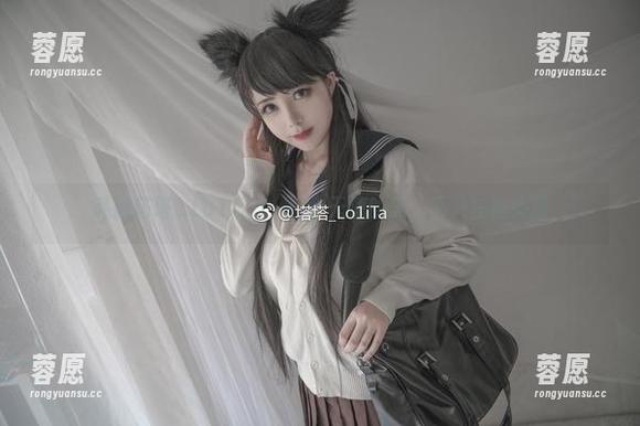 私拍塔塔_Lo1iTa：这个天使的美，不只在镜头里