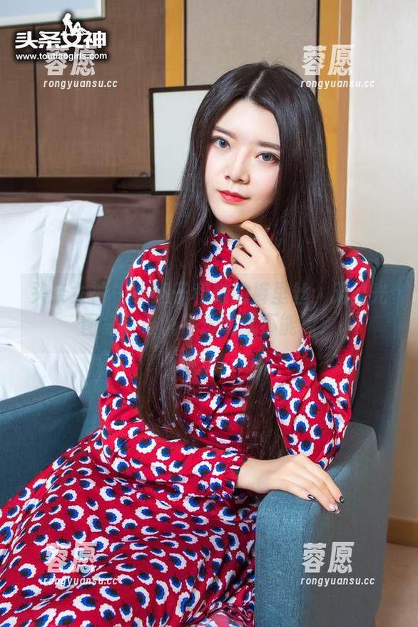 头条女神 - 小晴子和她的裤里丝：无圣光图集，谁说不透明就不能撩？