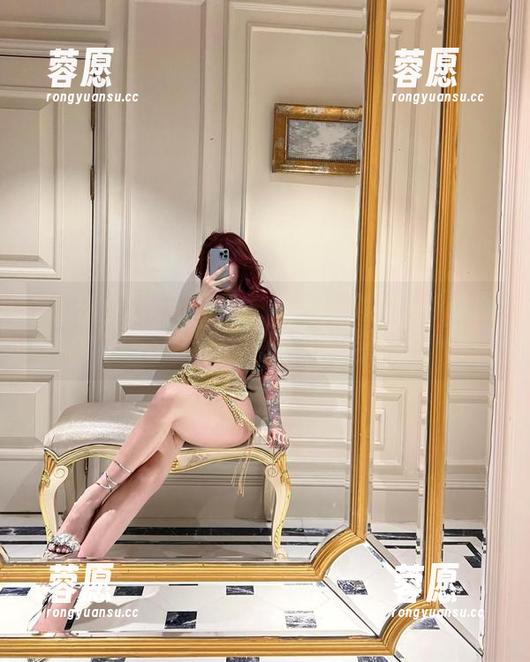 微密圈 - 奈斯希希旗袍美图全集：你难道不想看看美丽的背后？