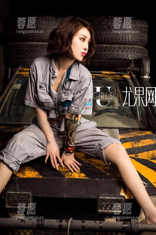 尤果网-含含 尤果网 - 含含的套装美图,看完感觉心跳加速,下载后生活也更丰富!
