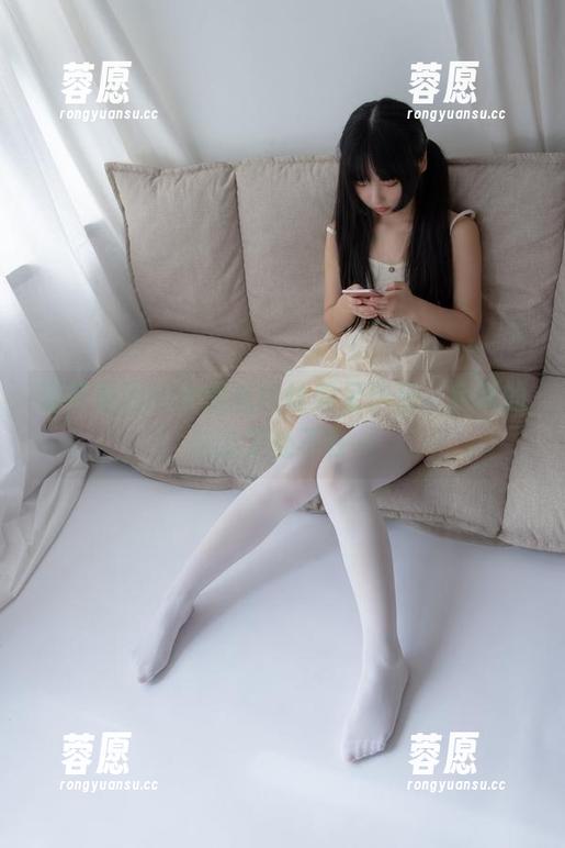森萝财团 森萝财团的水嫩嫩白丝美足作品,定制的魅力无处不在~