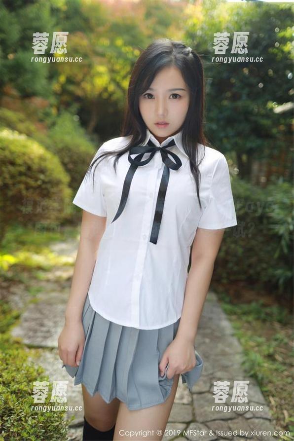 模范学院-刘飞儿Faye 模范学院 - 少女情怀满满的刘飞儿Faye图包,精选出来,你们要不要一试?