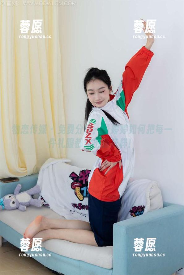 物恋传媒-婷婷 物恋传媒 - 免费分享:看婷婷如何把每一件礼服都穿出新花样!