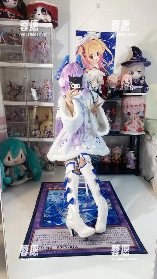 白栎Shirly的写真游戏：鸣潮尤诺的下载逻辑，谁懂？