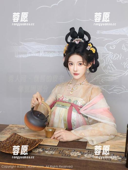 秀人网-优酱 秀人网 - 优酱的皮衣,尽管没圣光,但整体氛围满分,图包值得慢慢品味!