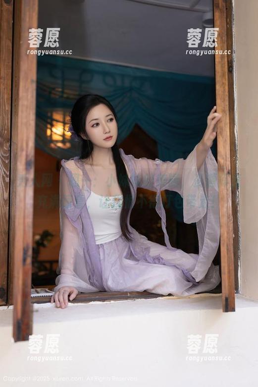 秀人网 - 恩一：小妹妹的美图，资源简直充满惊喜，让我恨不得打包带走！