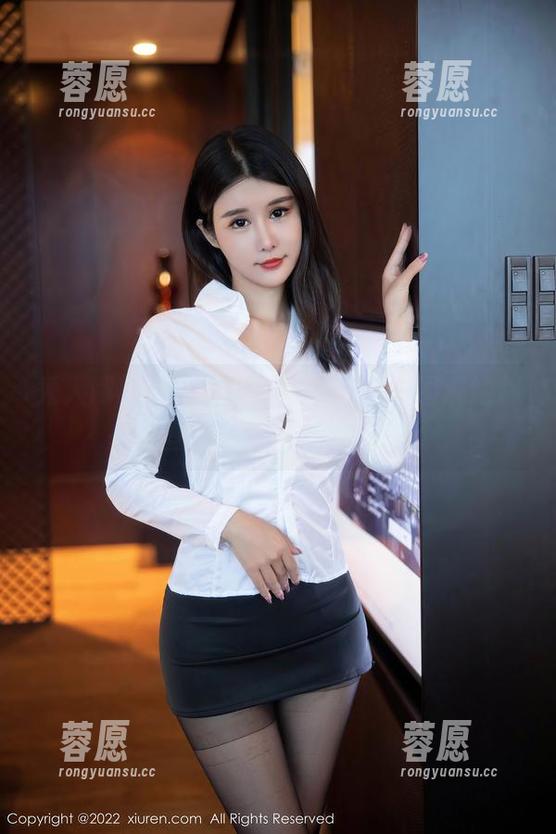 秀人网-顾奈奈 秀人网 - 顾奈奈学妹在线,快来围观她那些让人窒息的作品!