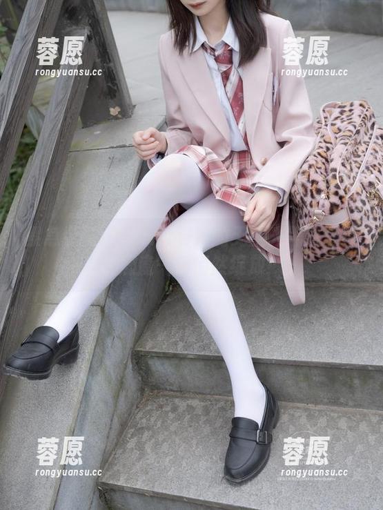 紧急企划-见希w 紧急企划 - 见希w与她的无圣光黑丝皮裙,恶魔气质悄然绽放!