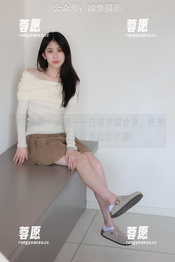 绮梦摄影 - 子涵——白裙梦境合集，快来下载壁纸，享受这份宁静！