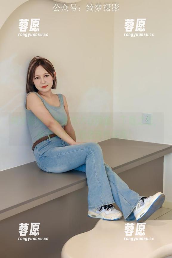绮梦摄影 - 学妹木木在网盘，下载之后，保准你也会想念这些瞬间！