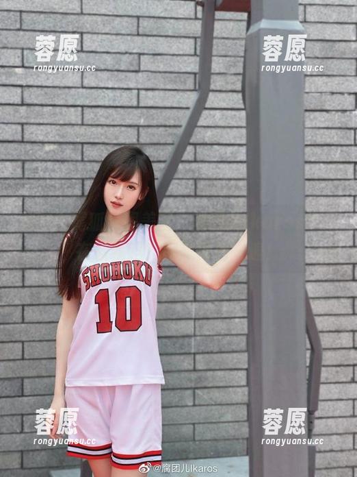 这套九尾狐阿狸美图，腐团儿Ikaros你是在撩我吗？好想再看一遍！