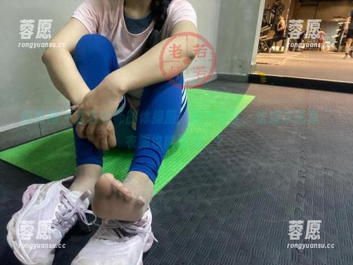 微密圈 - 若若老师的体操服：图片分享，难道这就是‘衣服也能跳舞’？
