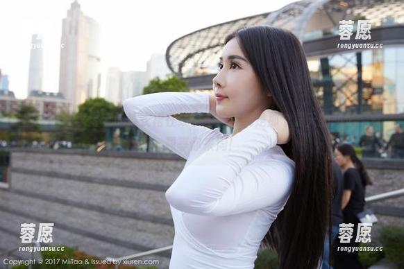 蜜桃社 - 李宝宝的连衣裙在线上，仿佛就是那个夏天的回忆，资源等你来淘！