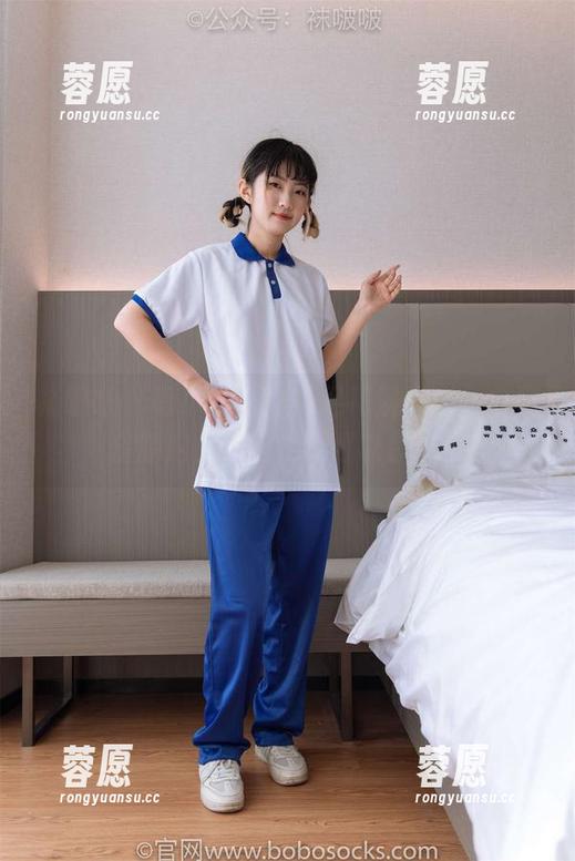 袜啵啵 - 看小甜豆为裸足花絮狂欢，免费资源这么好，绝不可以错过！