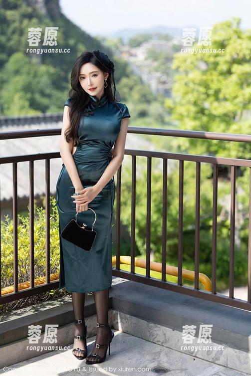 语画界 - 发现杨紫嫣Cynthia的护士写真，分享那些你没看到的故事