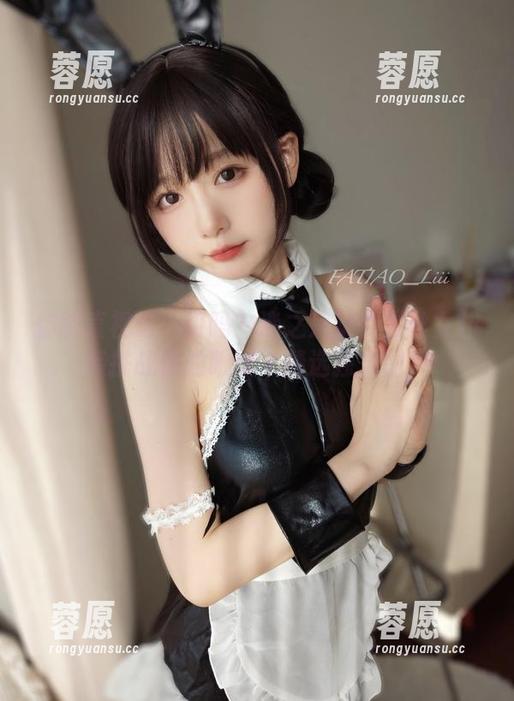 迷之呆梨 你能直视这一切吗?迷之呆梨的黑丝女仆装挑战你的眼球|精选独家图片