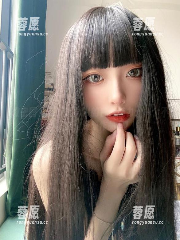 微密圈 - 陈妮妮UNI的白色魅力：一个不容错过的资源作品集！