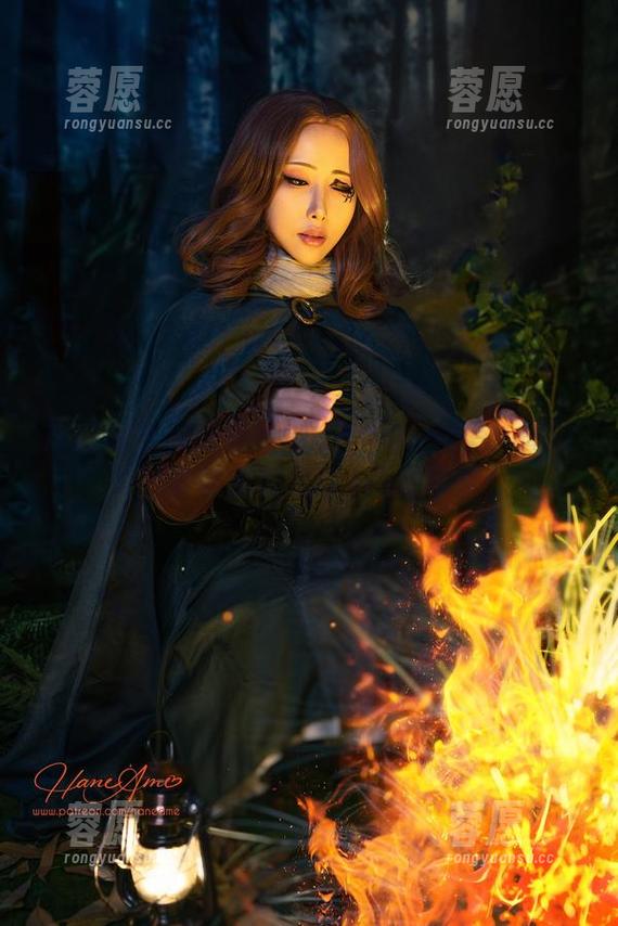 从这银色和服看雨波_HaneAme：高清美图带你走进2024的新年梦！