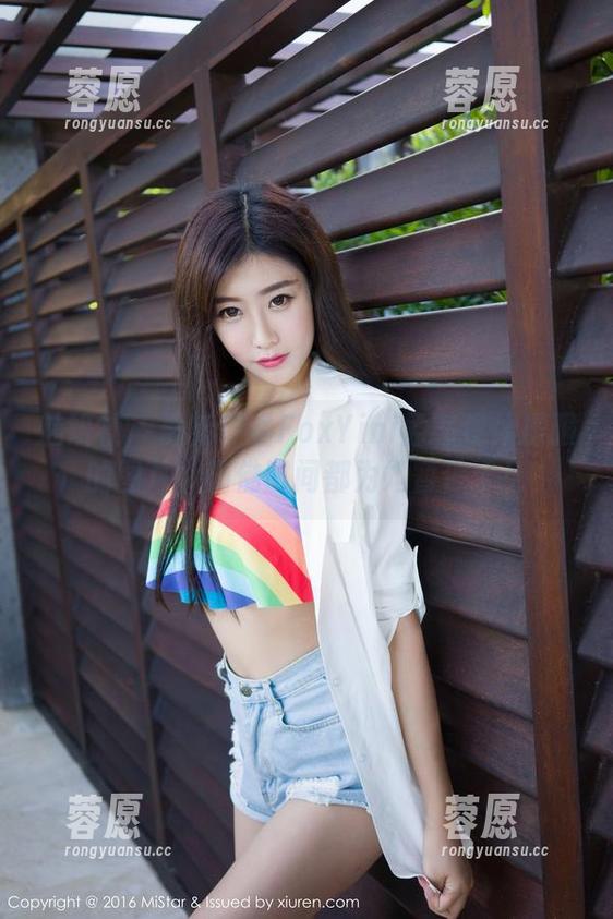 魅妍社-FoxYini孟狐狸 魅妍社 - 最新!看FoxYini孟狐狸体操服的图片,仿佛时间都为她暂停了!