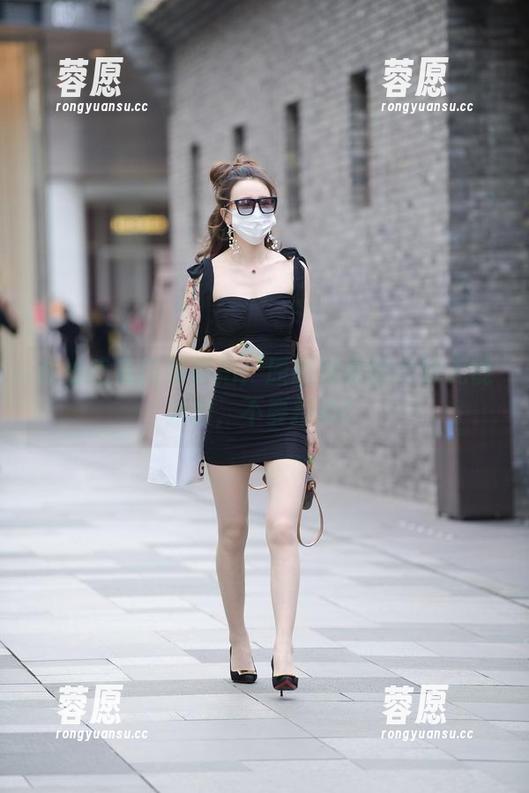 在线感受魔镜街拍：原图对你的心跳无能为力，不要担心！