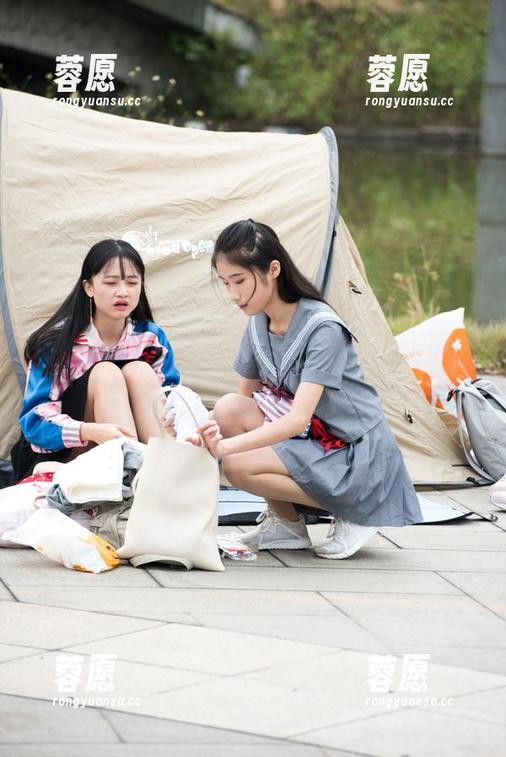 魔镜街拍：这全套写真中的那个女人，居然这么吸引眼球？